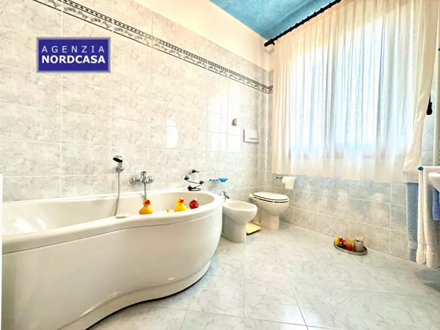 Immagine 12 di Villa in vendita  in Via Resistenza a Stra