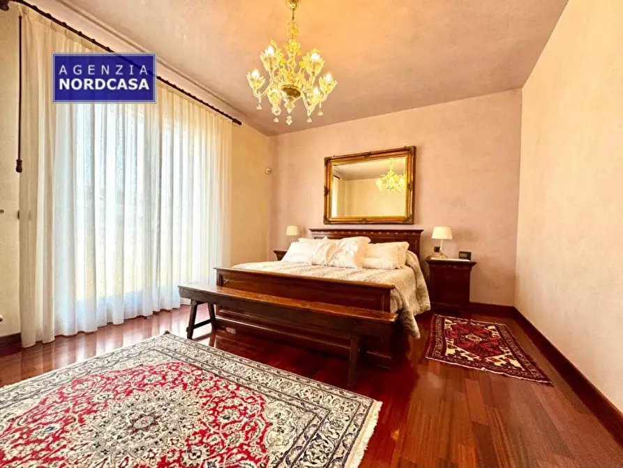 Immagine 16 di Villa in vendita  in Via Resistenza a Stra