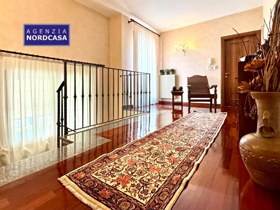 Immagine 22 di Villa in vendita  in Via Resistenza a Stra