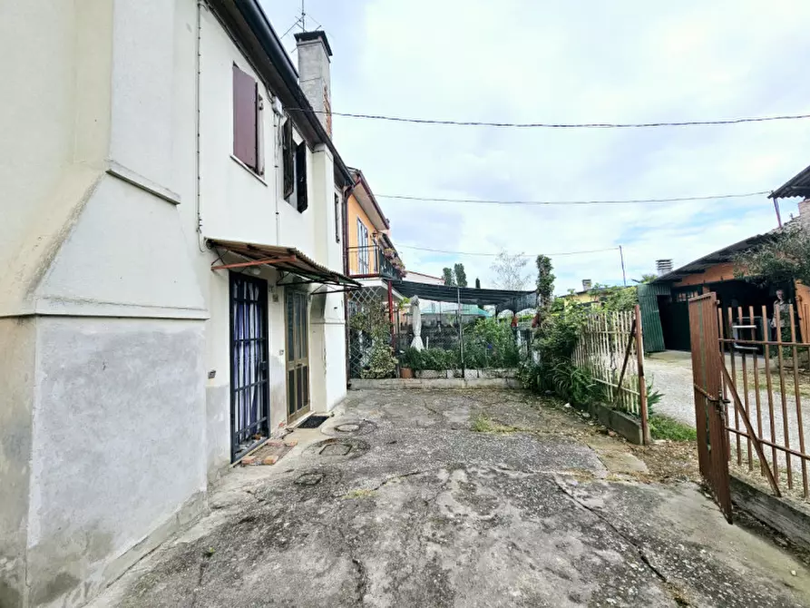 Immagine 6 di Villetta a schiera in vendita  in VIA CHIESA DI BRESEGA a Ponso