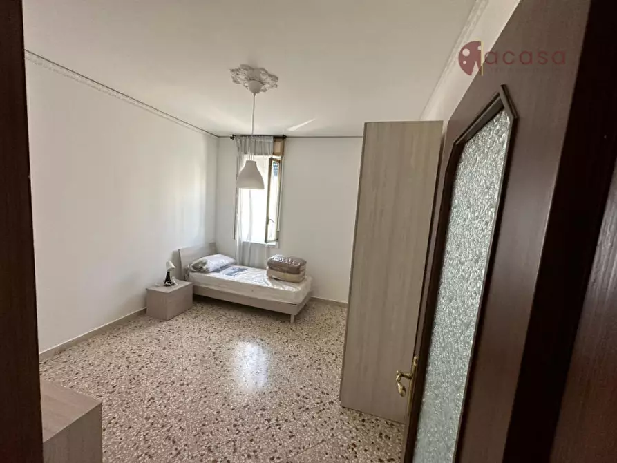 Immagine 12 di Camera in affitto  in Piazzale Anelli 31 a Palermo