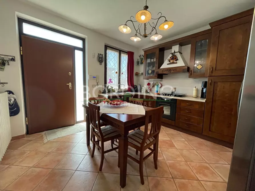 Immagine 4 di Casa indipendente in vendita  in Via Vincenzo Troia snc a Magliano Alfieri