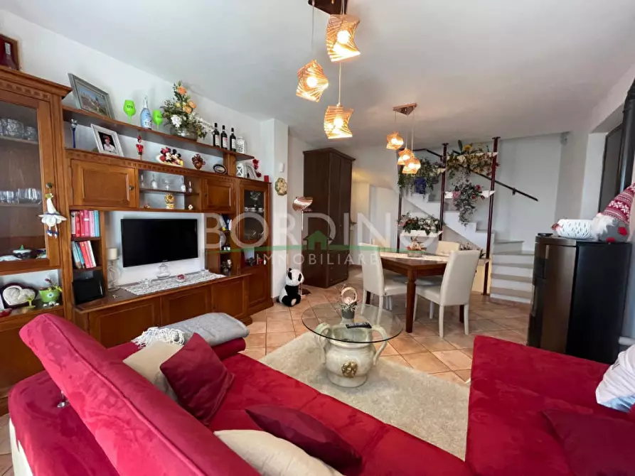 Immagine 13 di Casa indipendente in vendita  in Via Vincenzo Troia snc a Magliano Alfieri