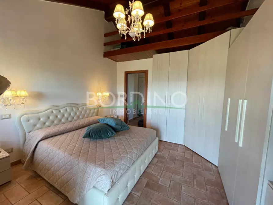 Immagine 22 di Casa indipendente in vendita  in Via Vincenzo Troia snc a Magliano Alfieri