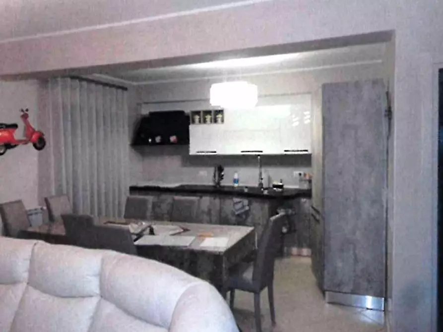 Immagine 3 di Appartamento in vendita  in Via Degli Argentieri Acesi, 32, 95024 Acireale CT, Italia a Acireale