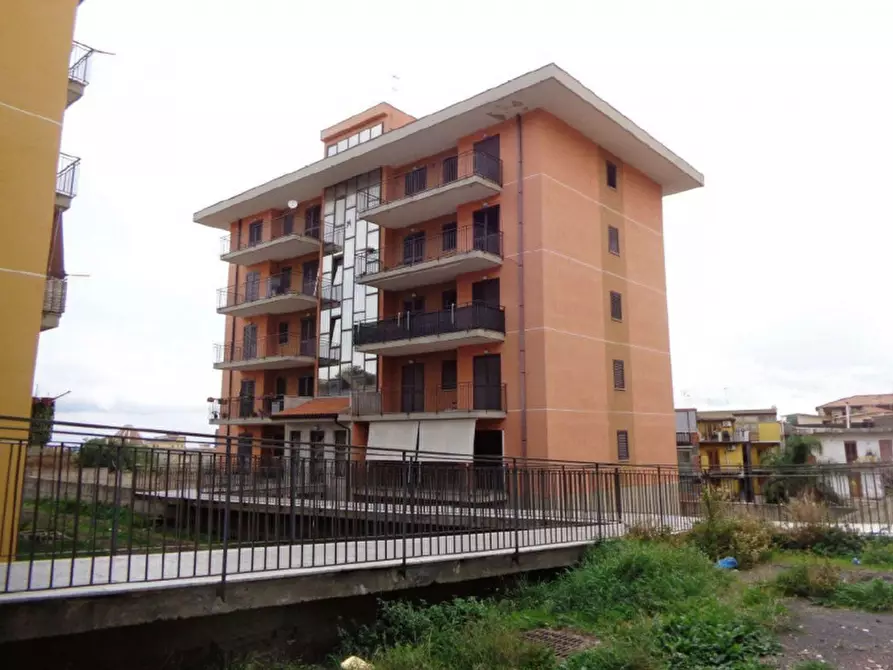 Immagine 3 di Appartamento in vendita  in Via Degli Argentieri Acesi, 18, 95024 Acireale CT, Italia a Acireale