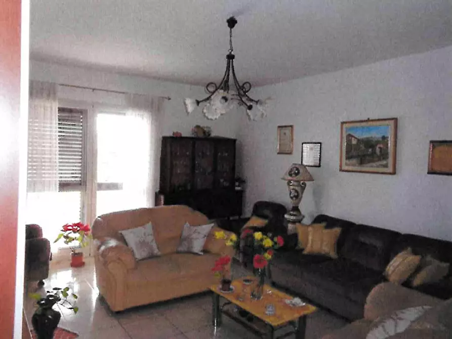 Immagine 1 di Appartamento in vendita  in Via Degli Argentieri Acesi, 18, 95024 Acireale CT, Italia a Acireale