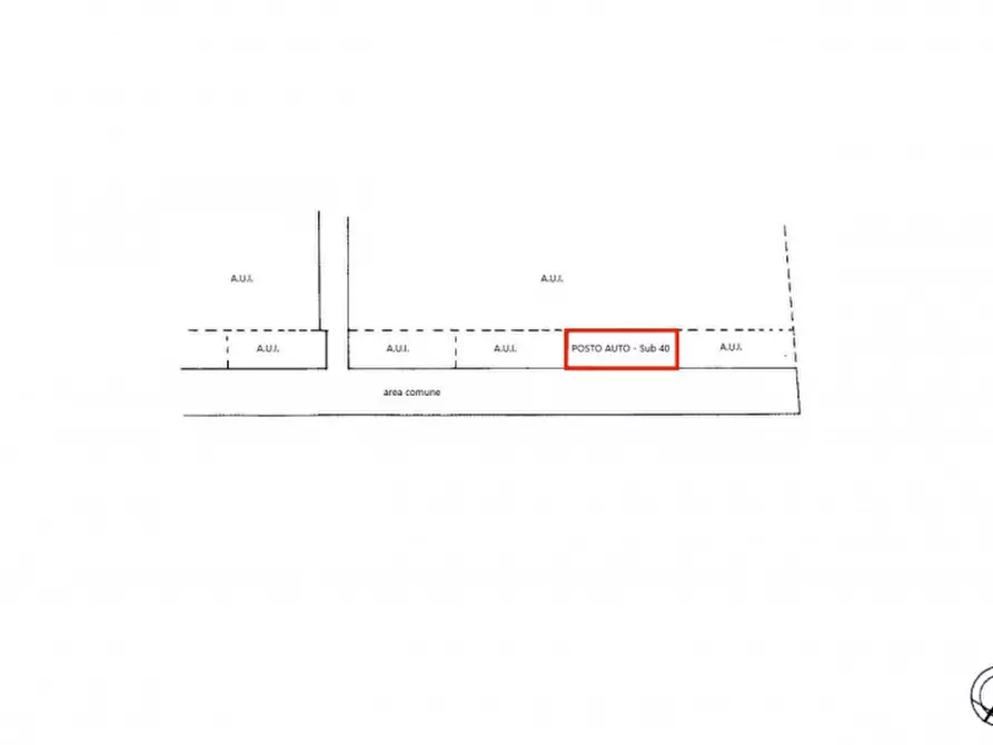 Immagine 1 di Posto auto in vendita  in Via dei Cigni, 21050 Porto Ceresio VA, Italia a Porto Ceresio