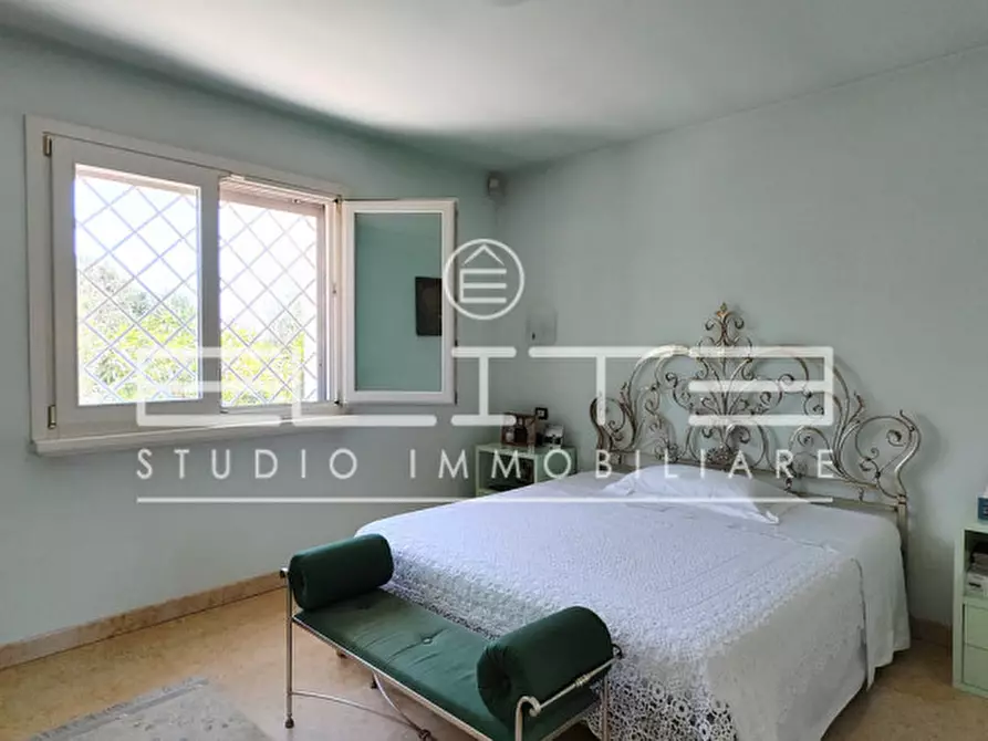 Immagine 9 di Villa in vendita  a Porto Recanati