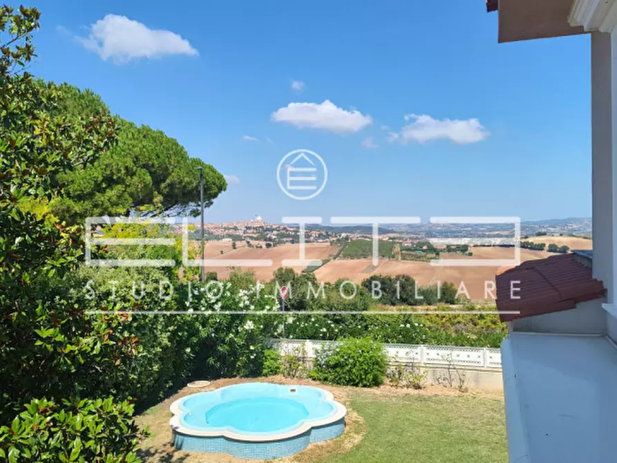 Immagine 12 di Villa in vendita  a Porto Recanati