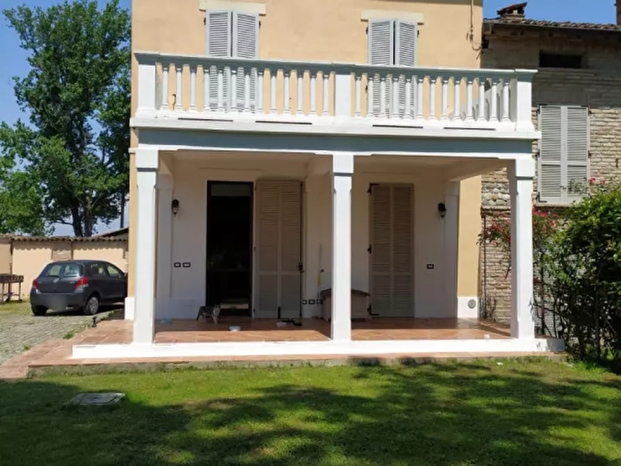 Immagine 1 di Villa in vendita  in Frazione Casalfoschino n.24 a Sissa Trecasali