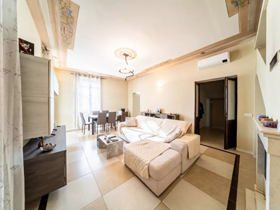 Immagine 4 di Villa in vendita  in Frazione Casalfoschino n.24 a Sissa Trecasali