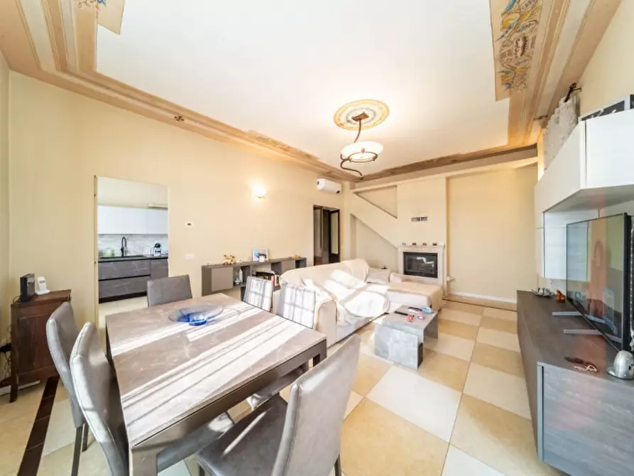 Immagine 6 di Villa in vendita  in Frazione Casalfoschino n.24 a Sissa Trecasali