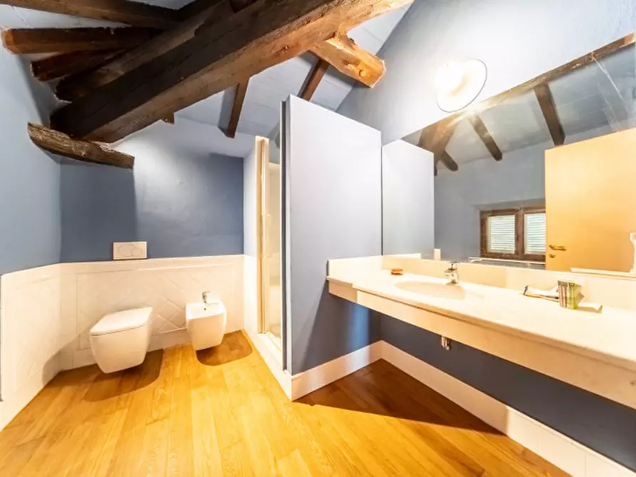 Immagine 26 di Villa in vendita  in Frazione Casalfoschino n.24 a Sissa Trecasali