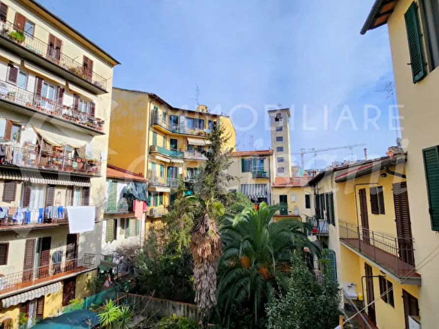 Immagine 18 di Camera in affitto  in Via Gaspero Barbera a Firenze