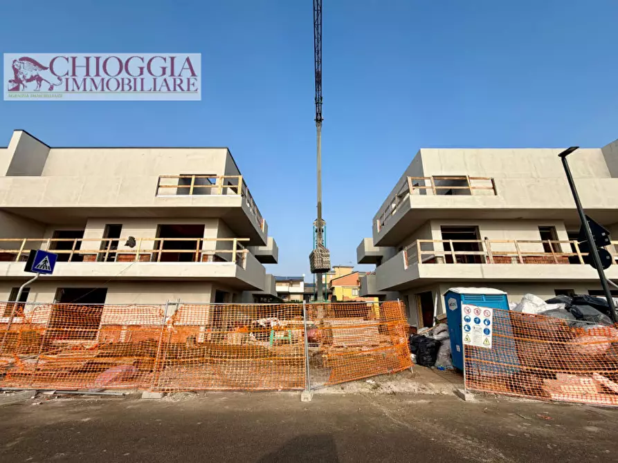 Immagine 5 di Villa in vendita  in Viale Mediterraneo a Chioggia