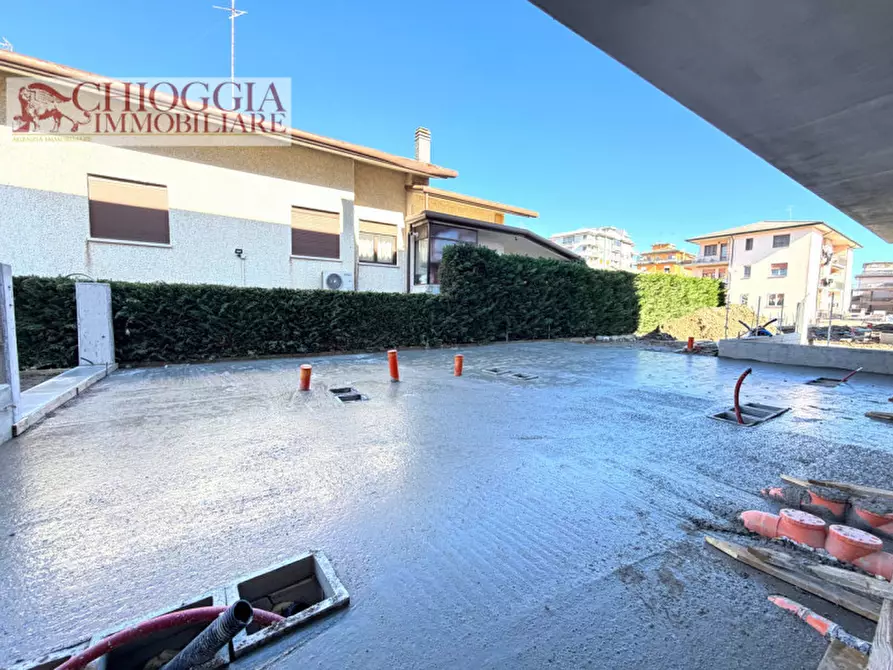 Immagine 19 di Villa in vendita  in Viale Mediterraneo a Chioggia