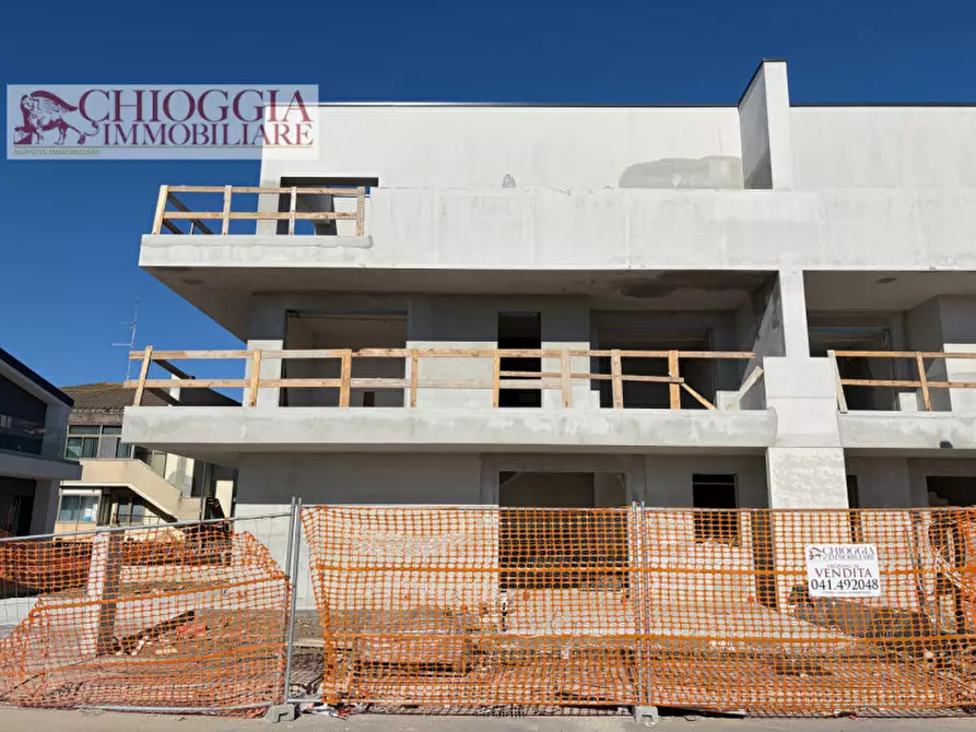 Immagine 21 di Villa in vendita  in Viale Mediterraneo a Chioggia