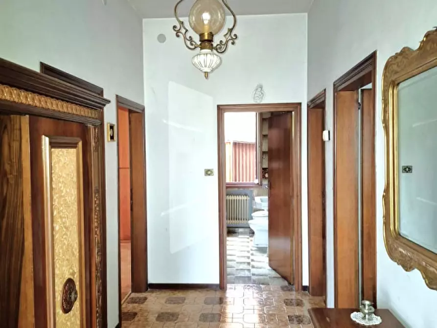 Immagine 1 di Casa indipendente in vendita  a Padova