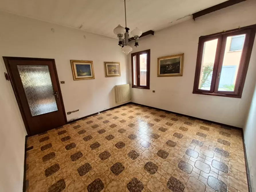 Immagine 1 di Casa indipendente in vendita  a Padova
