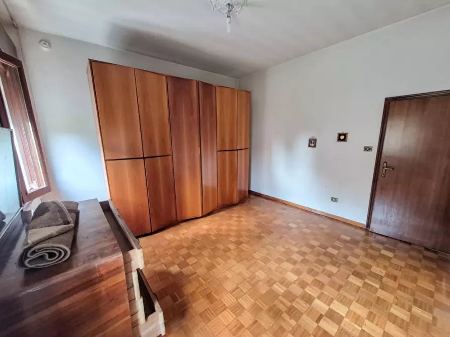 Immagine 10 di Casa indipendente in vendita  a Padova