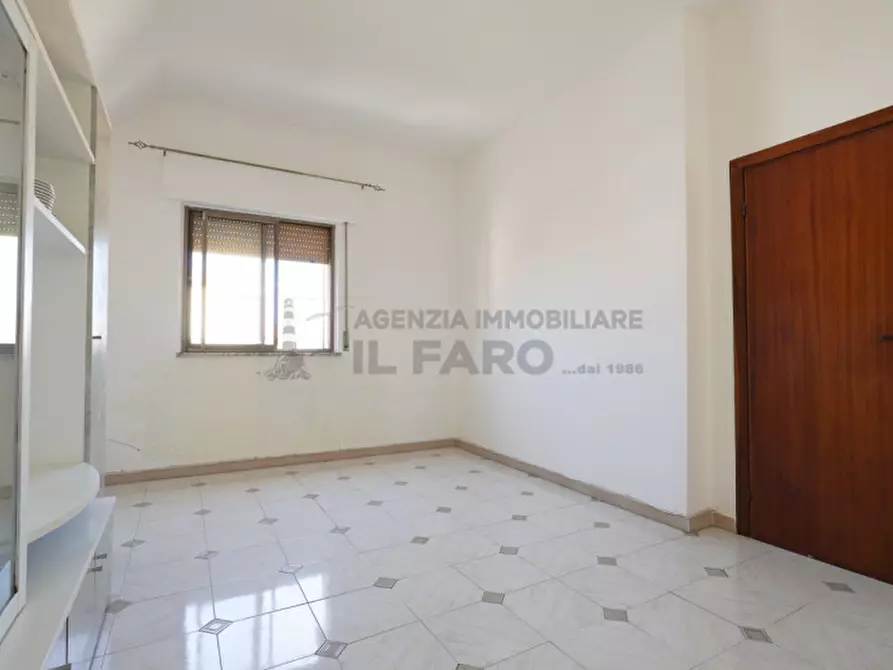 Immagine 1 di Appartamento in vendita  in Via Indipendenza a La Maddalena