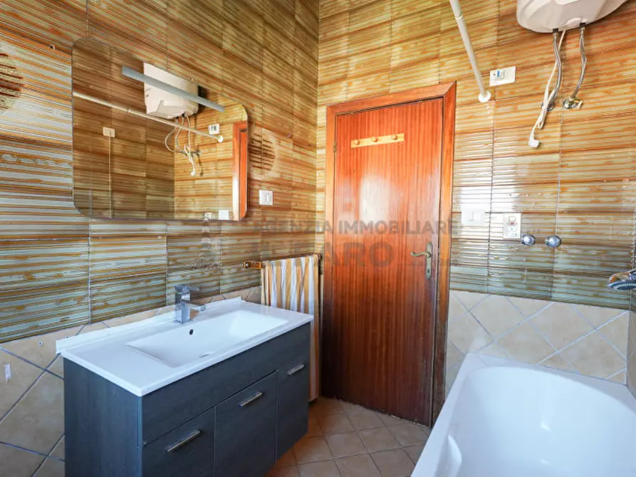 Immagine 8 di Appartamento in vendita  in Via Indipendenza a La Maddalena