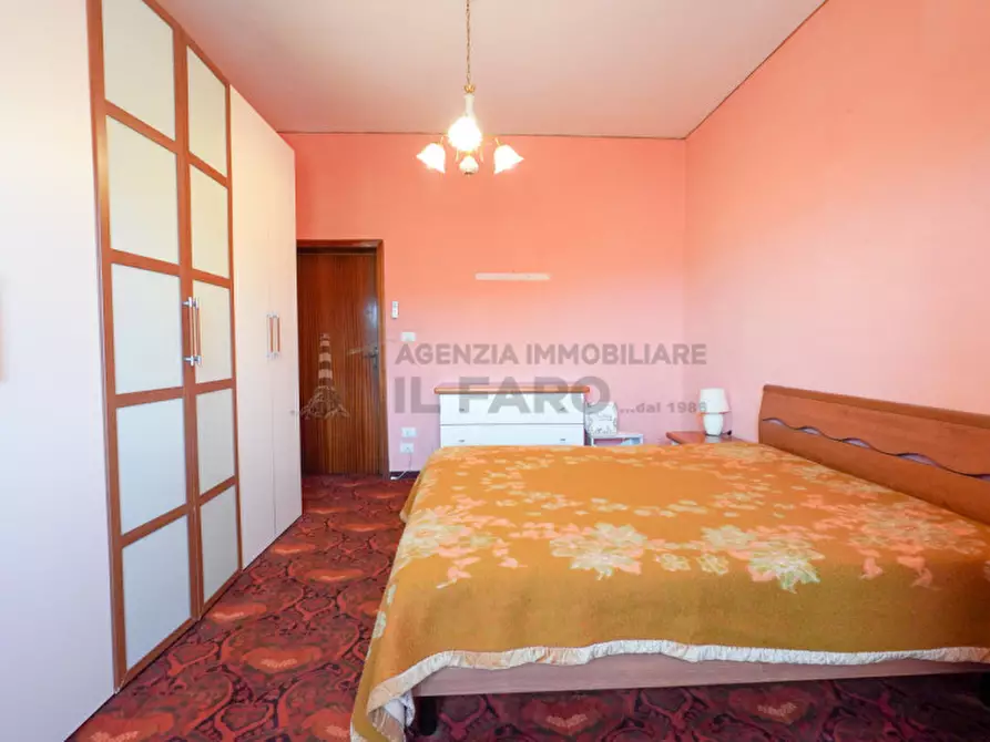 Immagine 12 di Appartamento in vendita  in Via Indipendenza a La Maddalena