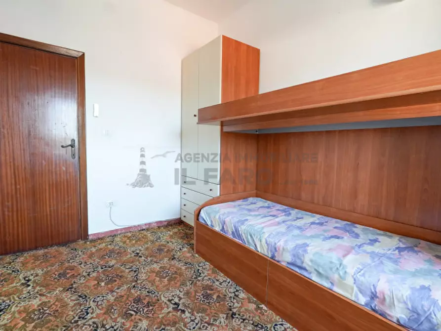 Immagine 19 di Appartamento in vendita  in Via Indipendenza a La Maddalena