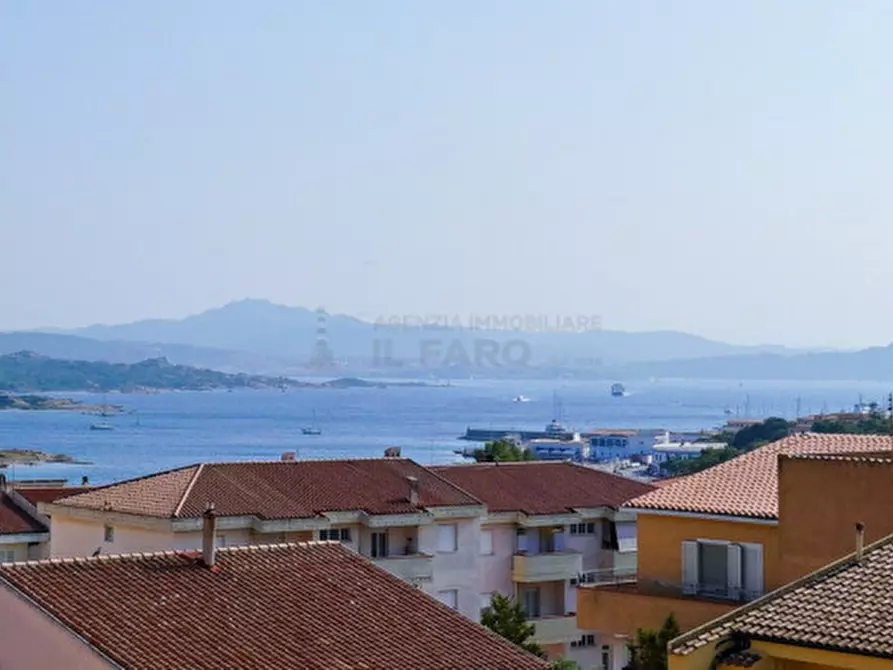 Immagine 24 di Appartamento in vendita  in Via Indipendenza a La Maddalena