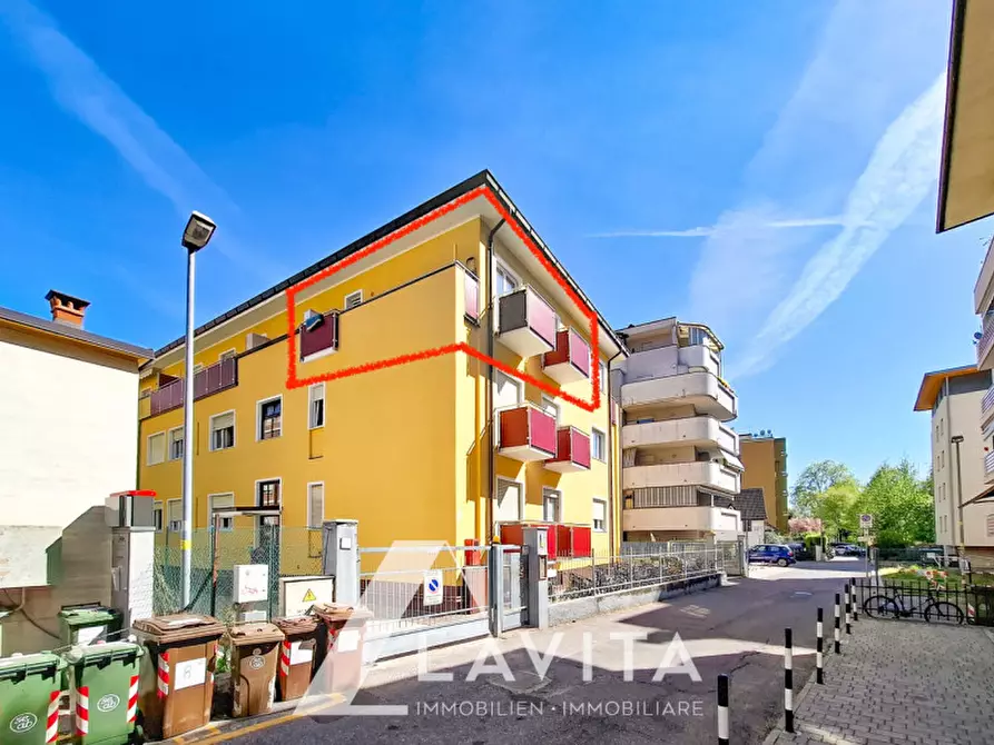 Immagine 2 di Appartamento in vendita  in via T. Taramelli a Bolzano