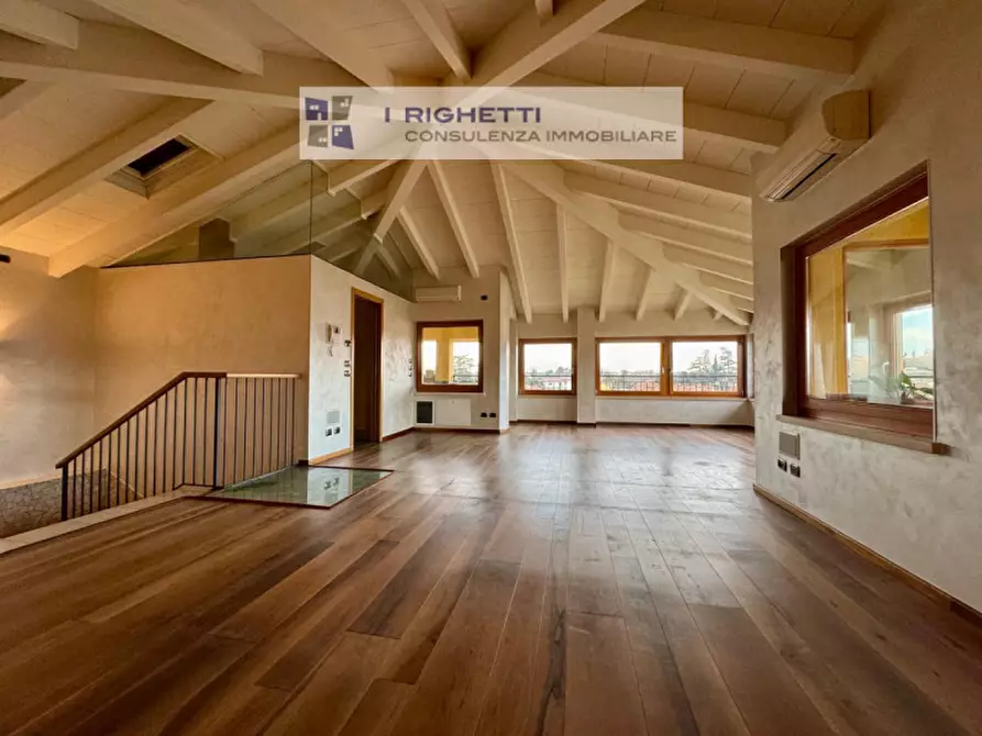 Immagine 2 di Attico in vendita  in Via Puglie a Verona