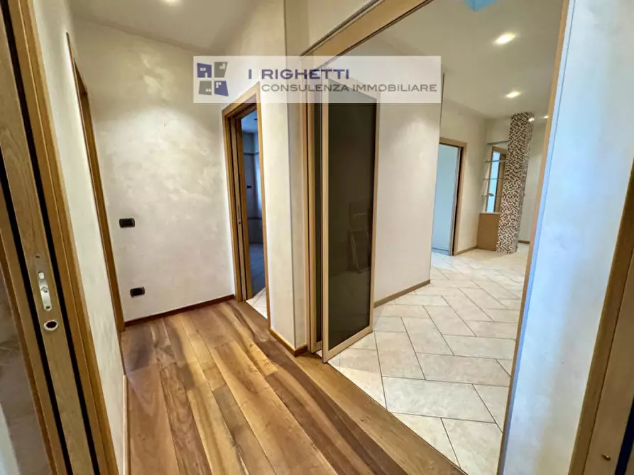 Immagine 21 di Attico in vendita  in Via Puglie a Verona