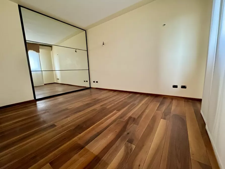 Immagine 23 di Attico in vendita  in Via Puglie a Verona