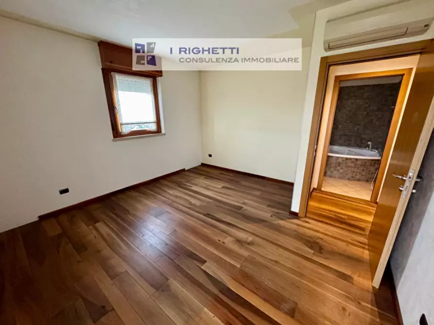 Immagine 25 di Attico in vendita  in Via Puglie a Verona