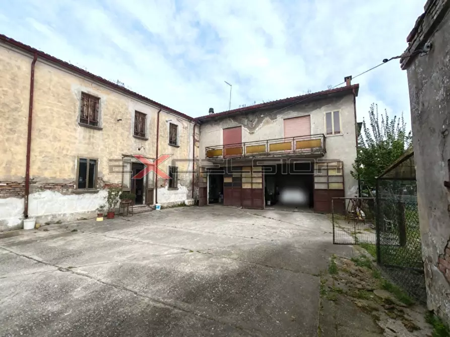 Immagine 1 di Rustico / casale in vendita  in Via Giacomo Matteotti a Cavarzere
