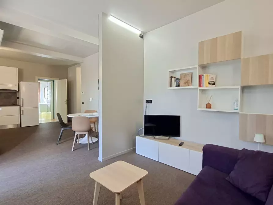 Immagine 4 di Appartamento in vendita  in Via Villa del Sole a Desenzano Del Garda