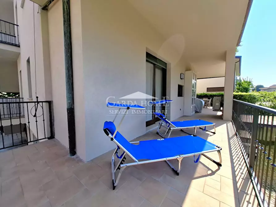 Immagine 7 di Appartamento in vendita  in Via Villa del Sole a Desenzano Del Garda