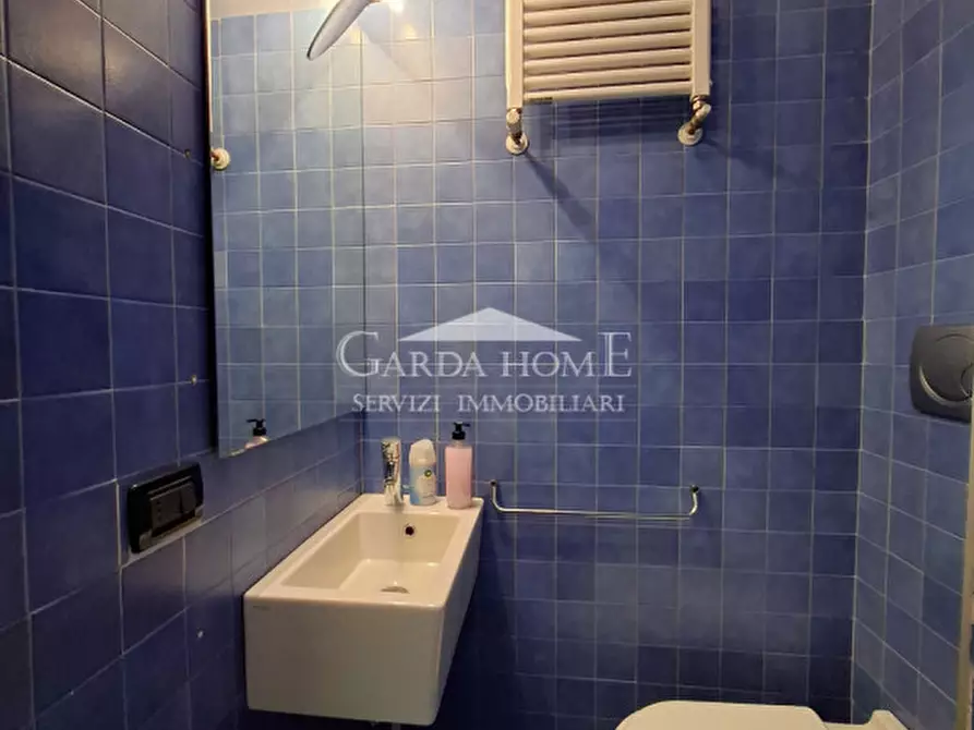 Immagine 16 di Appartamento in vendita  in Via Villa del Sole a Desenzano Del Garda