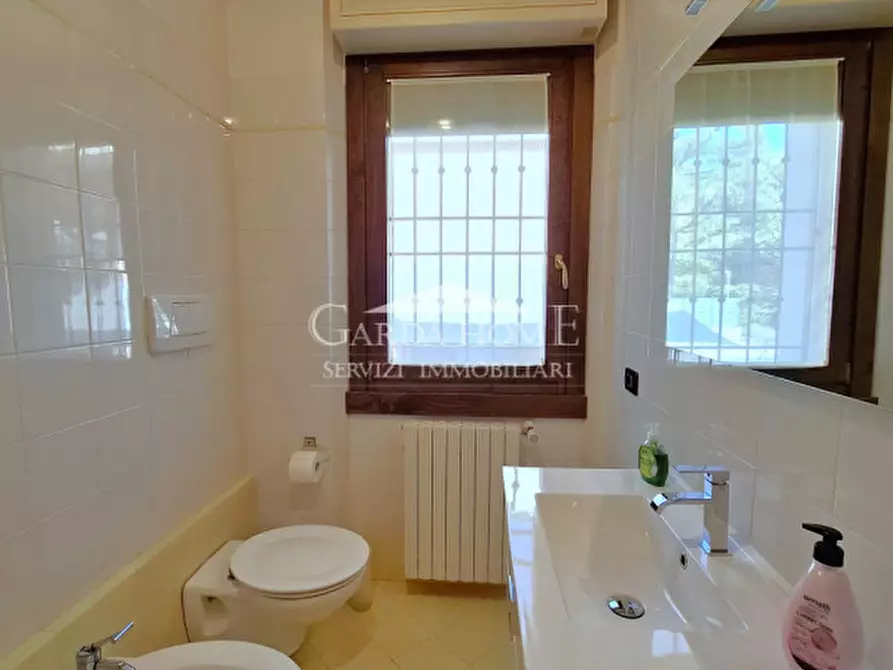 Immagine 25 di Appartamento in vendita  in Via Villa del Sole a Desenzano Del Garda