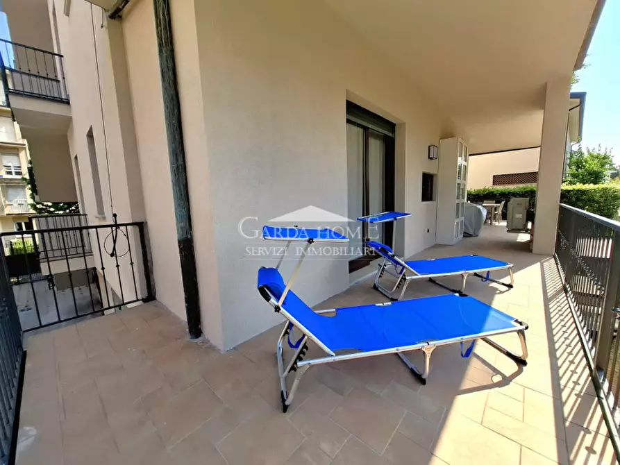 Immagine 27 di Appartamento in vendita  in Via Villa del Sole a Desenzano Del Garda