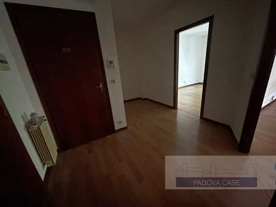 Immagine 6 di Ufficio in affitto  a Cadoneghe