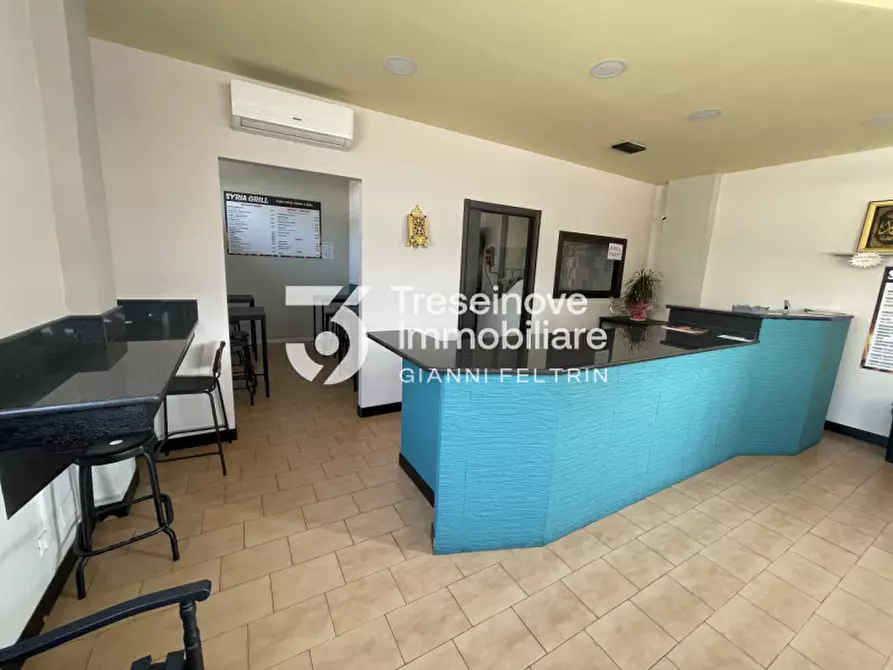 Immagine 1 di Negozio in vendita  in Via Carrozzani a San Donà Di Piave