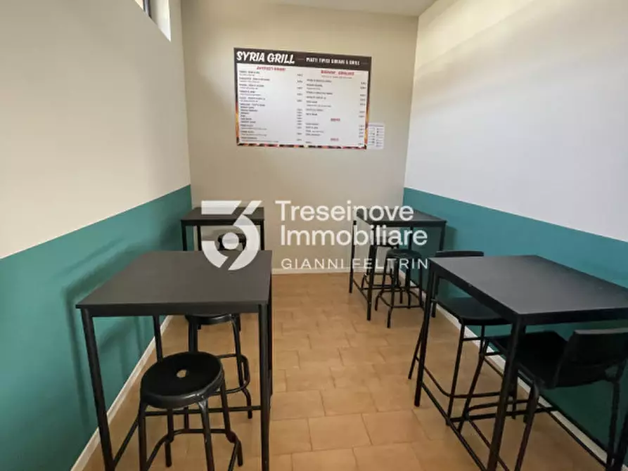 Immagine 5 di Negozio in vendita  in Via Carrozzani a San Donà Di Piave