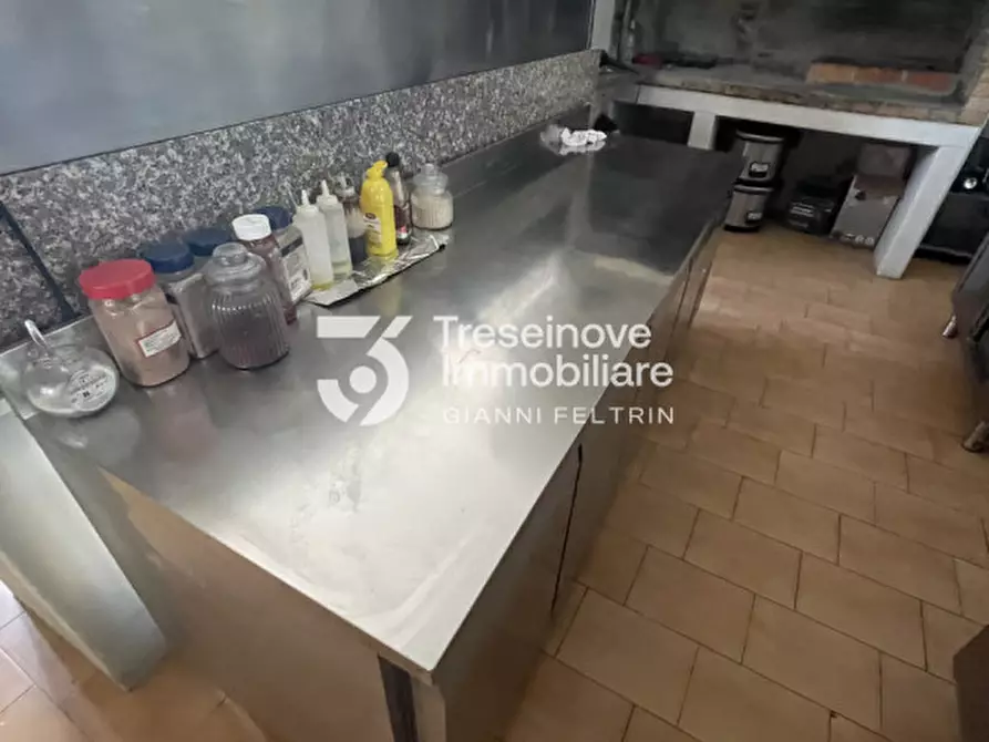 Immagine 7 di Negozio in vendita  in Via Carrozzani a San Donà Di Piave