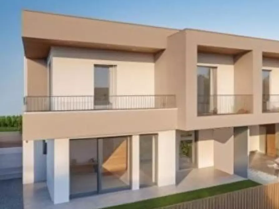 Immagine 3 di Casa quadrifamiliare in vendita  in Via Roveri a Abano Terme