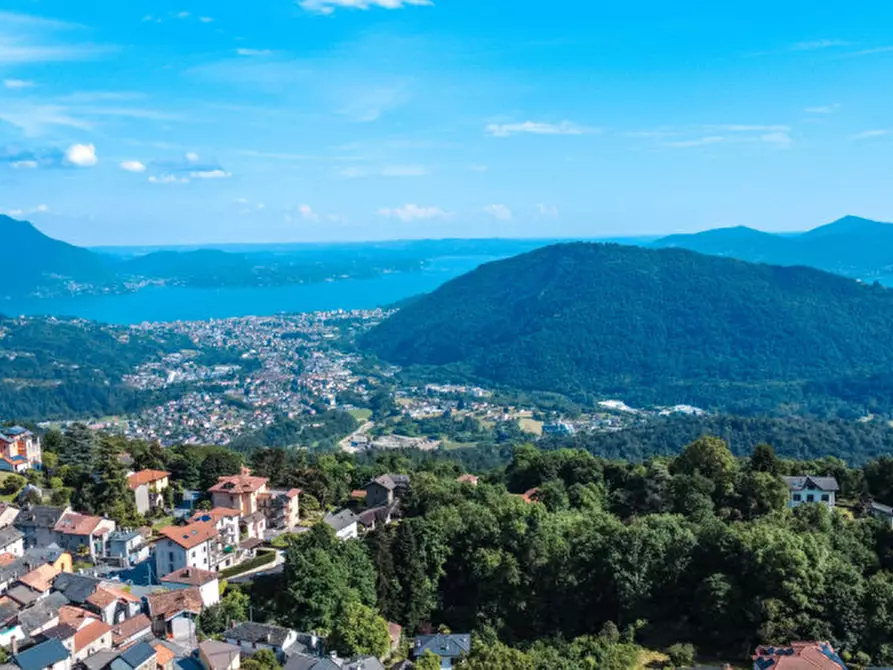 Immagine 3 di Terreno in vendita  in Via della Resistenza a Miazzina