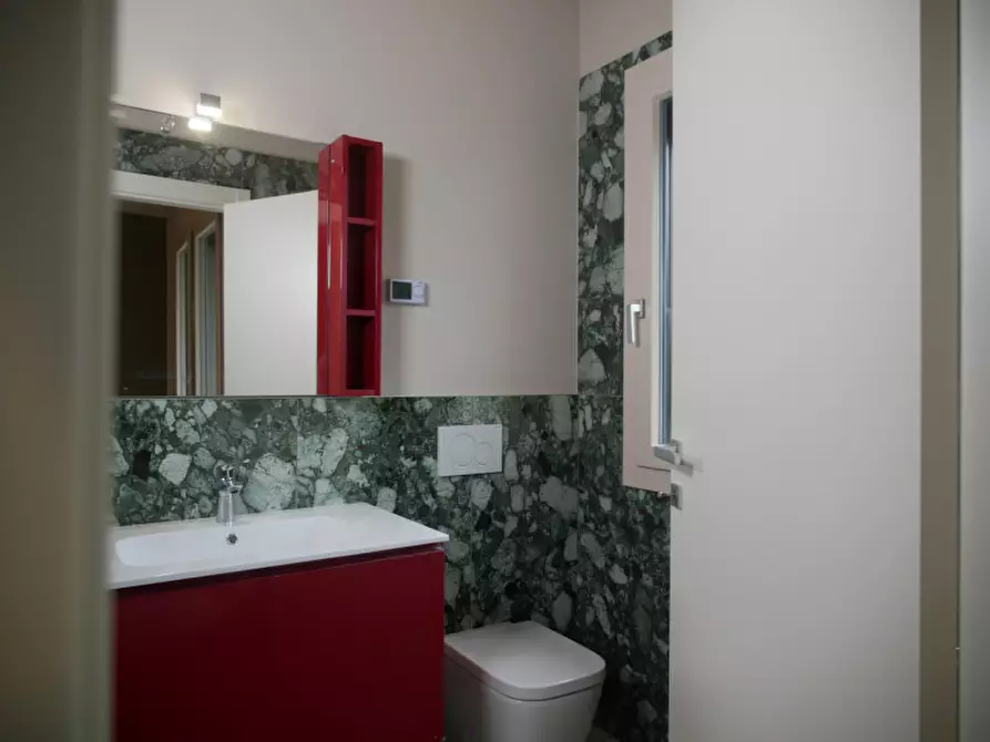 Immagine 18 di Appartamento in affitto  in vicolo casara a Lazise