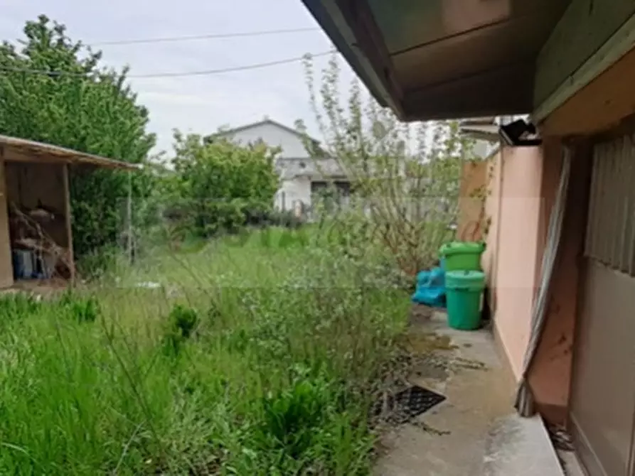 Immagine 4 di Villa in vendita  in VIA GRAMSCI 368 a Canaro