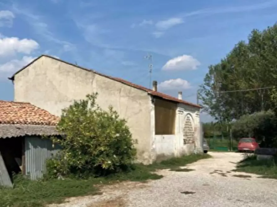 Immagine 3 di Casa indipendente in vendita  in VIA VOLTO 3 a Borgo Mantovano